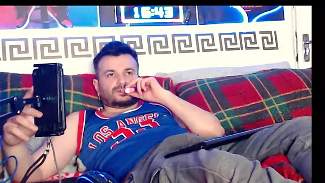 florintanus69 Adlı Modelin Canlı XXX Sohbeti