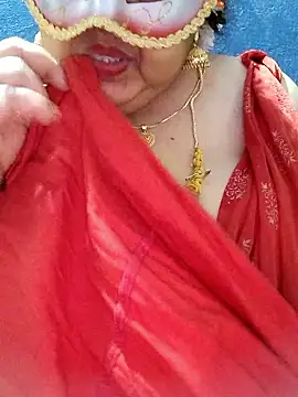 tamilthanushri's Live XXX Chat
