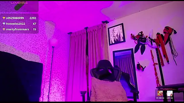 Noise_Lux33's Live XXX Chat