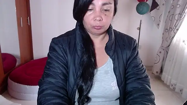 vivian-milf's Live XXX Chat