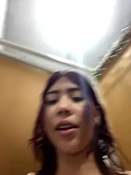 CamiTeaseX_ 网络视讯表演