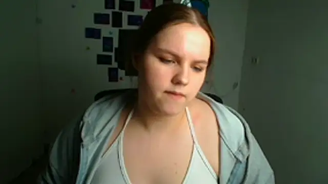 Kitty_Mia_Kitty's Live XXX Chat