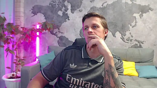 VikingChrisss' Live XXX Chat