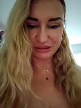 MalienaCarolina's Live XXX Chat