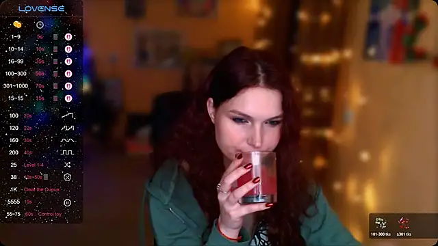 Chat +18 de Jenna_Sativa ao vivo