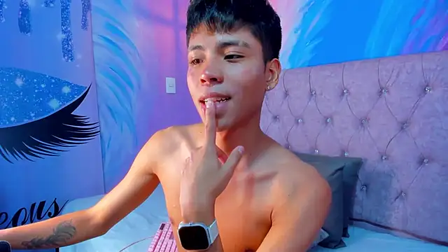 MaxiWildd Webcamshow