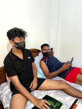 ShayanLKのライブXXXチャット