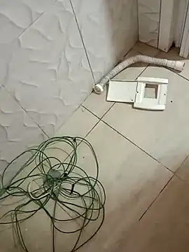 Picademel2525's Webcam Show