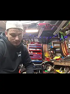 twistafatpipe Live XXX Chat