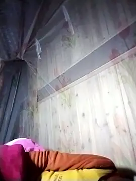 -Xuka-200's Live XXX Chat