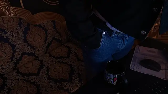 XXX chat uživo modela AlinaLiii