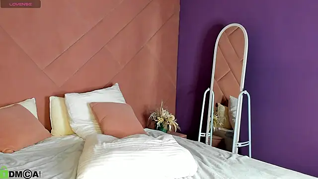 KarinaBroks' Live XXX Chat