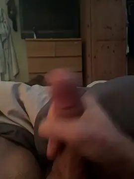 vrusty76 élő XXX-chatje