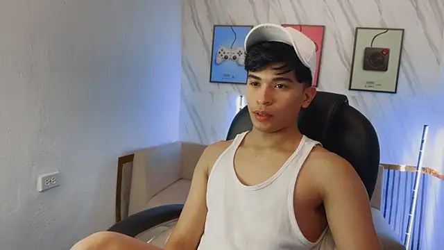 Pertunjukan Kamera Web David_Nova