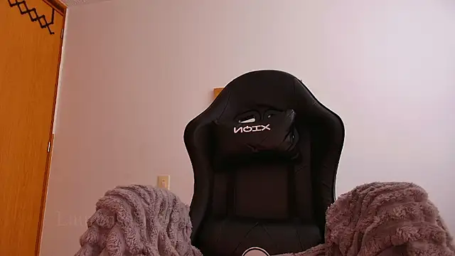 Онлайн чат XXX Laurensaenz1