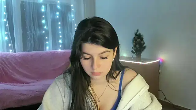 KisaModel's Live XXX Chat