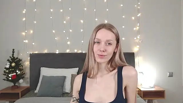 JuliMils Chat XXX in diretta