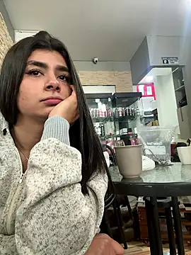 Онлайн чат XXX ZiaCalifa