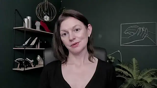 Chat +18 de VivianWILD ao vivo