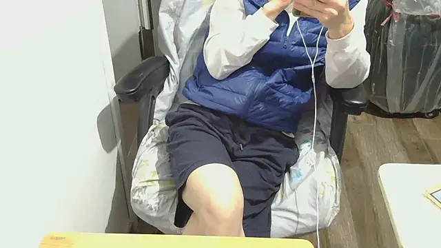 felixlau18's Live XXX Chat