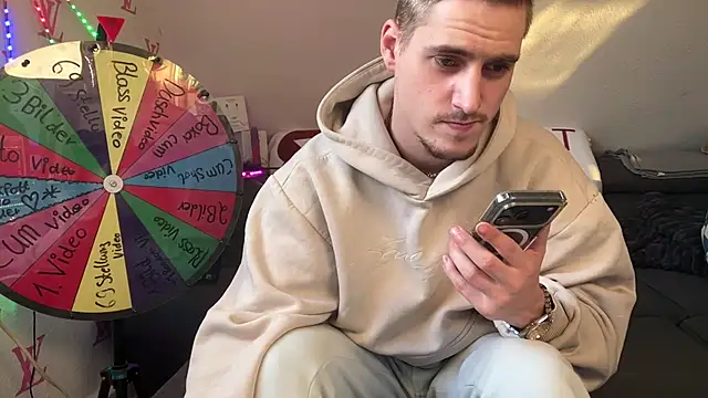 Cookieboy88's Live XXX Chat