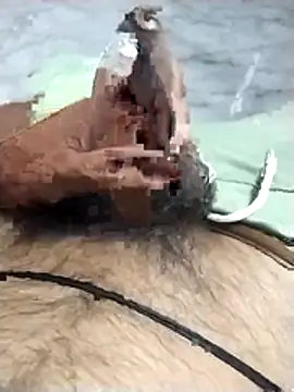 PracticalGum40's Live XXX Chat