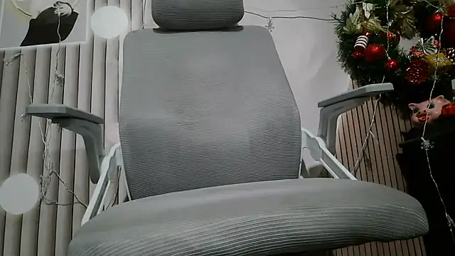 Emachiii's Live XXX Chat