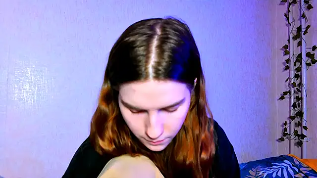 AliceCUNTach's Live XXX Chat