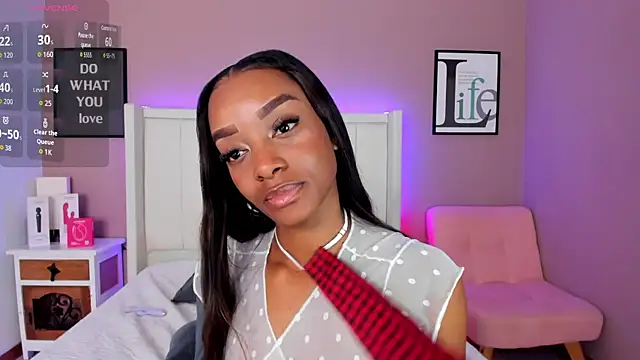 SandyAdaeze Live XXX-Chat