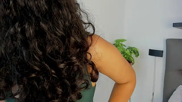 Chatroom XXX en direct de rossie_lanie_