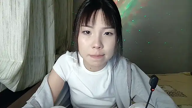 AprilOnilll's Webcam Show