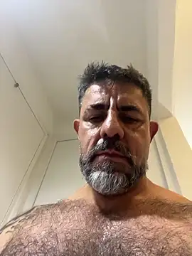 wolfbucker's Live XXX Chat