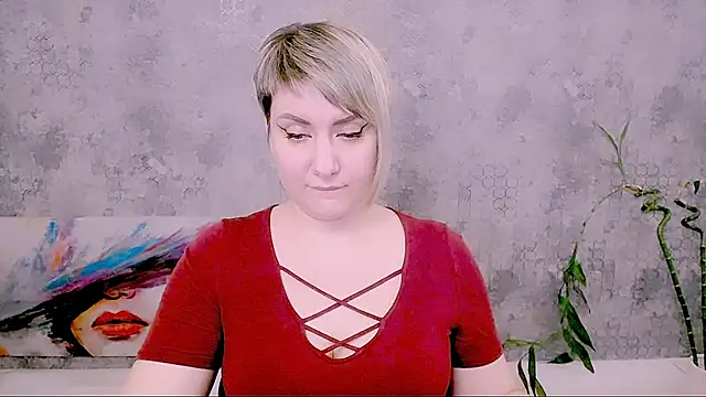 Djullia Live XXX-Chat