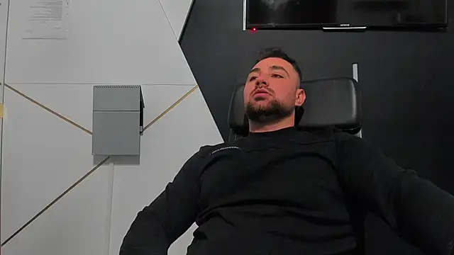 DuncanStone's Live XXX Chat