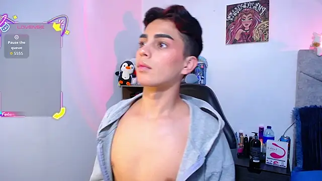 OwenBluee Adlı Modelin Web Kamerası Şovu