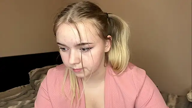 Онлайн чат XXX ZaraCreedon