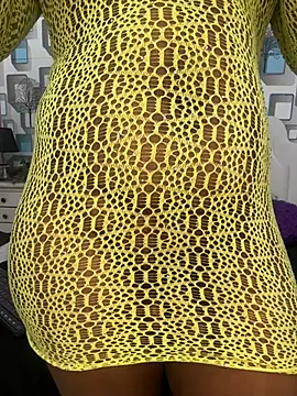 CamilosaOrtega élő XXX-chatje