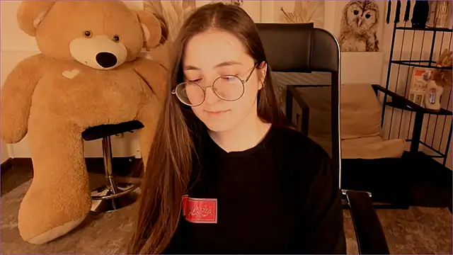 VirtuallVoyant's Live XXX Chat