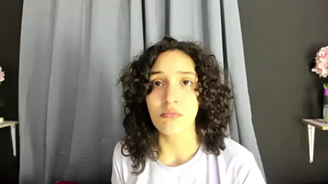 TeensNews18's Live XXX Chat