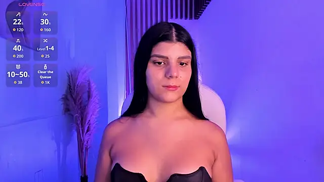 PauliinaBelle_ élő XXX-chatje