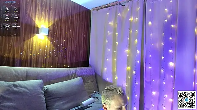 Logan_mett's Webcam Show