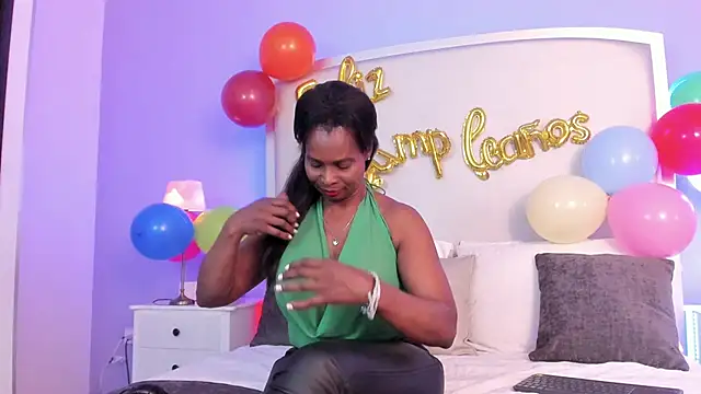 salome_moon_ Live XXX-chat