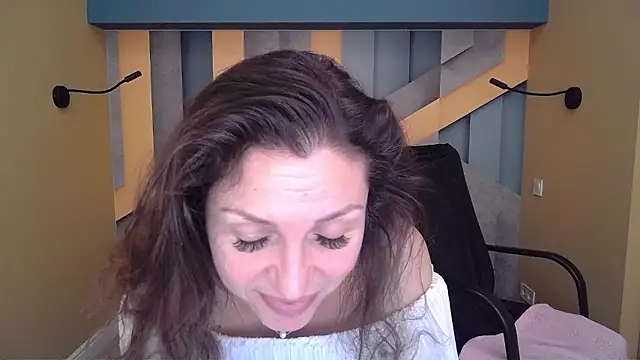 EllaLong 现场XXX聊天