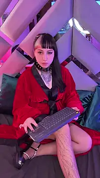 Ravenna666_ élő XXX-chatje