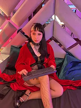 Ravenna666_ Adlı Modelin Canlı XXX Sohbeti