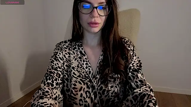 Chat XXX ao vivo de Jullyenn3