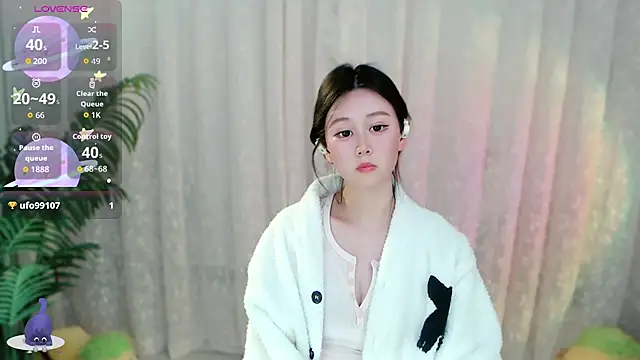 Aimee-520's Live XXX Chat