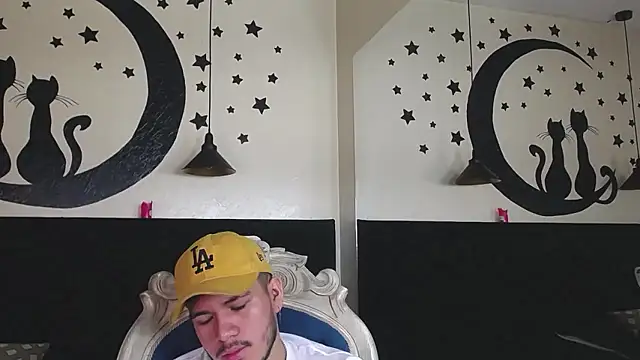 jeisonstark élő XXX-chatje