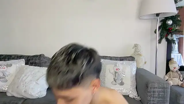 Andy_Belier23 élő XXX-chatje