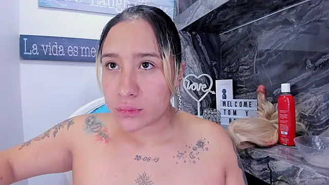 miss_danika Live XXX Chat